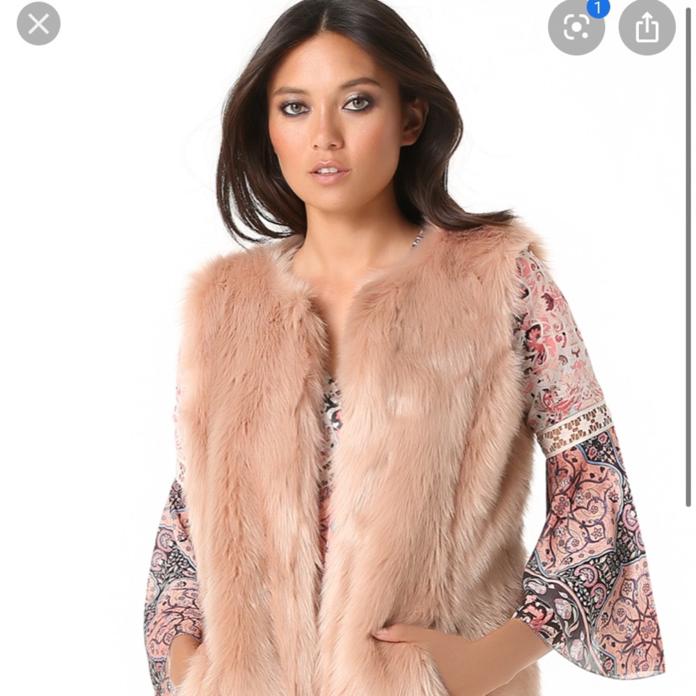 Bebe pink faux fur vest